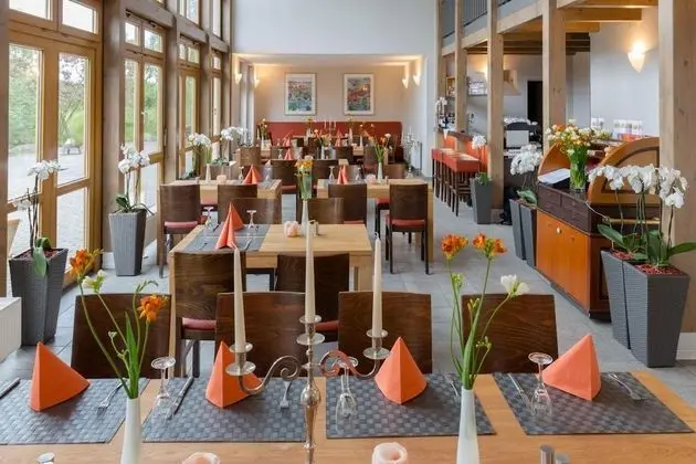 Country Inn Hotel Phöben - Havuz