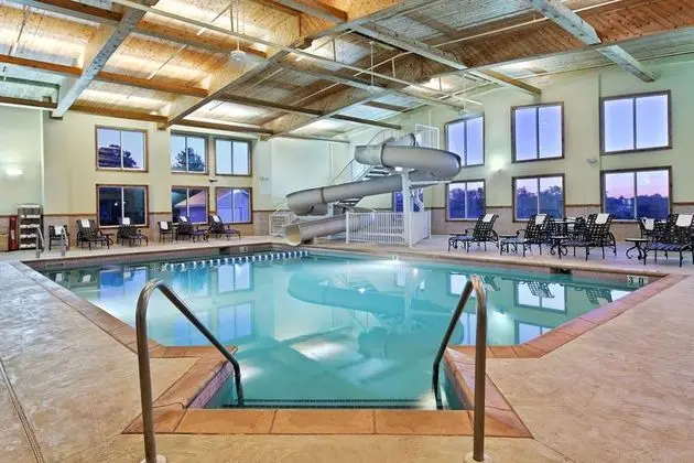Country Inn & Suites By Carlson Galena