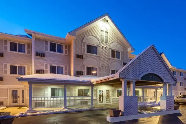 Country Inn & Suites Carlson Winnipeg