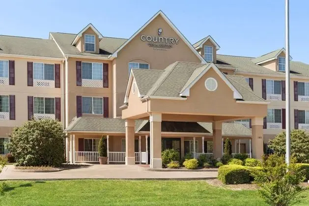 Country inn and suites