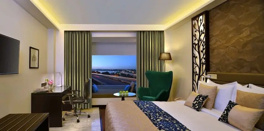 Country Inn & Suites by Radisson, Bengaluru Hebbal Road - Oda Manzaraları