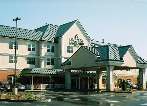 Country Inn & Suites by Radisson, Brockton (Boston), MA - Dış Mekan