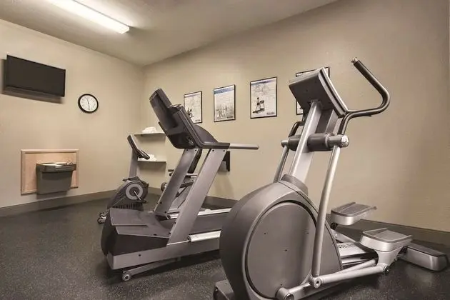 Country Inn & Suites by Radisson, Byram/Jackson South, MS - Fitness