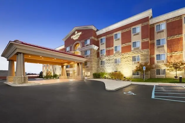 Country Inn & Suites by Radisson, Dearborn, MI - Dış Mekan