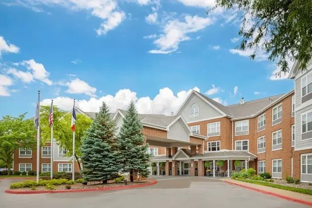 COUNTRY INN SUITES BY RADISSON DES MOINES WEST IA - Öne Çıkan Resim