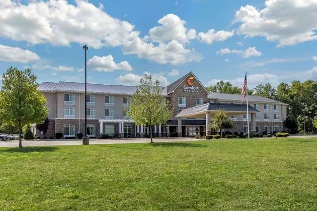 COUNTRY INN SUITES BY RADISSON DOVER OH