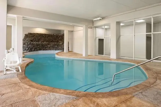 Country Inn & Suites by Radisson, Gatlinburg, TN - Havuz