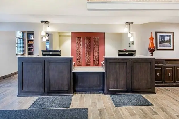 Country Inn & Suites by Radisson, Grandville-Grand Rapids West, MI - Lobi