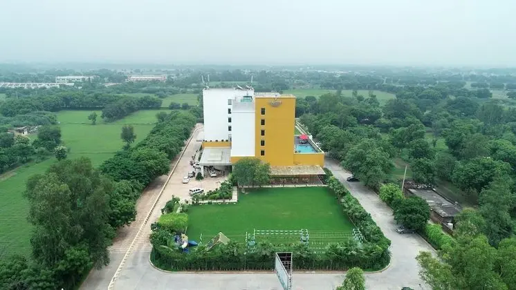 Country Inn & Suites by Radisson, Gurugram Sohna Road