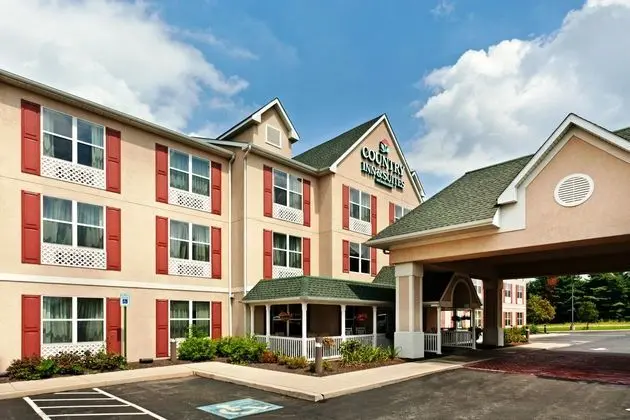 Country Inn & Suites by Radisson, Harrisburg NE