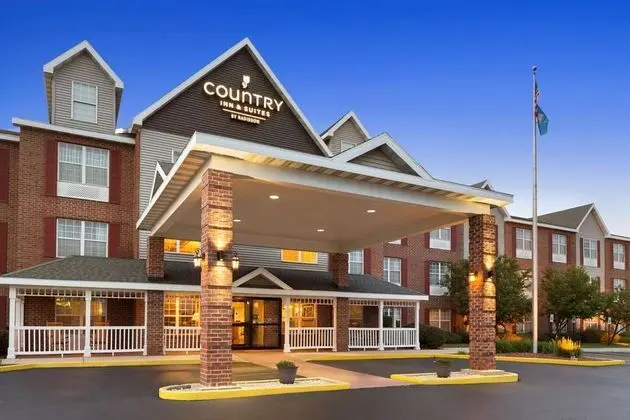 COUNTRY INN SUITES BY RADISSON KENOSHA WI