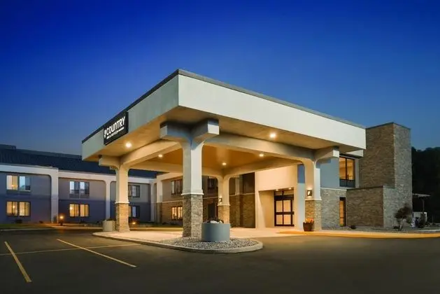 Country Inn & Suites by Radisson, La Crosse