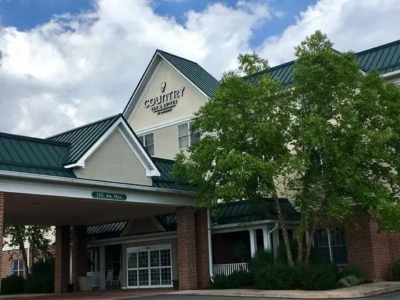 COUNTRY INN SUITES BY RADISSON LEWISBURG PA