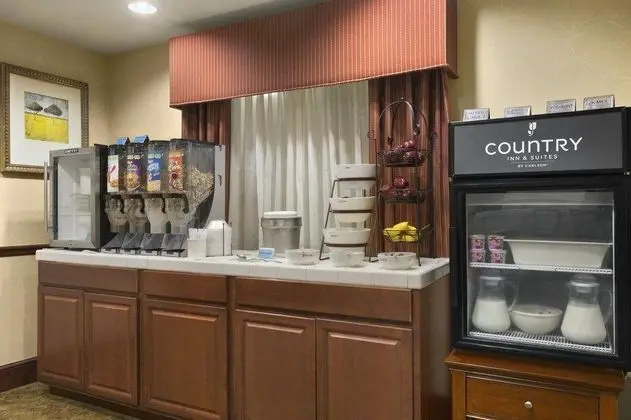 Country Inn & Suites by Radisson, Macon North, GA