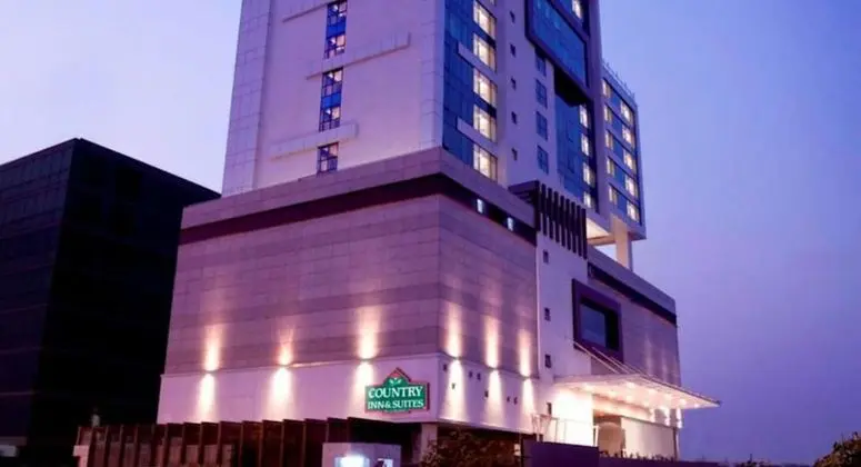 Country Inn & Suites by Radisson, Navi Mumbai - Dış Mekan
