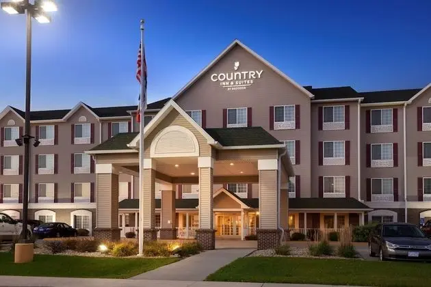 Country Inn & Suites by Radisson, Northwood, IA