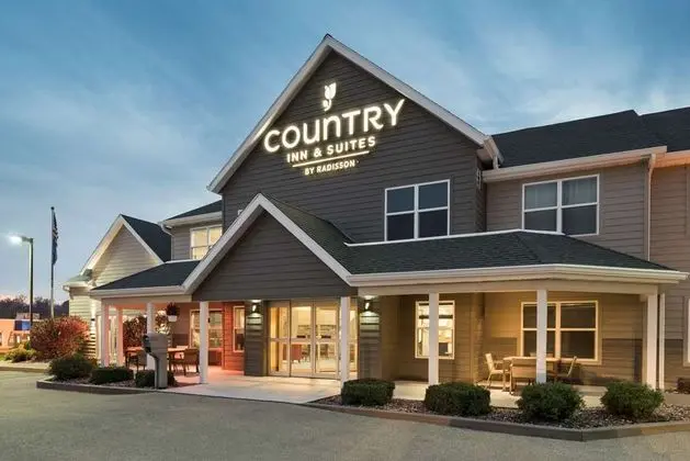 COUNTRY INN SUITES BY RADISSON PLATTEVILLE WI