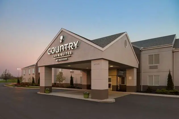 COUNTRY INN SUITES BY RADISSON PORT CLINTON OH