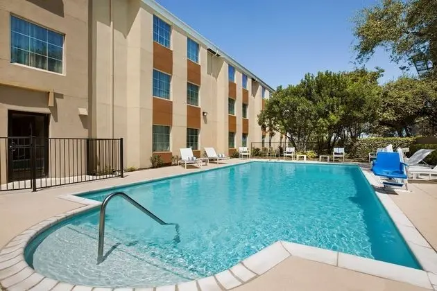 Country Inn & Suites by Radisson, San Antonio Medical Center, TX - Havuz