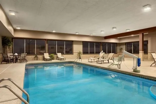 COUNTRY INN SUITES BY RADISSON SIDNEY NE - Havuz