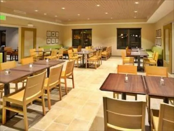 Country Inn & Suites by Radisson, Springfield, IL
