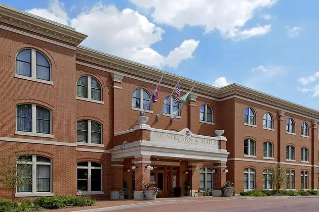 Country Inn & Suites by Radisson, St. Charles, MO