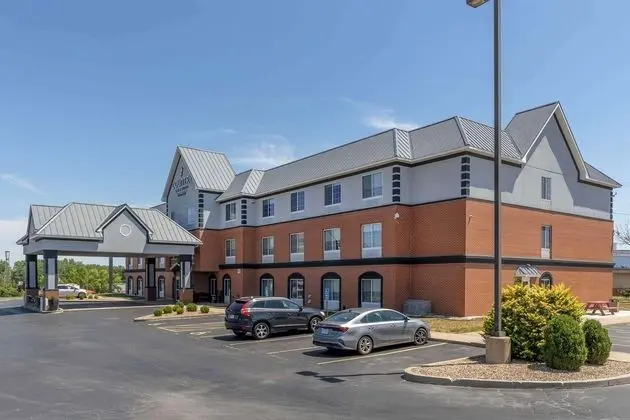 Country Inn & Suites by Radisson, St. Peters, MO - Dış Mekan