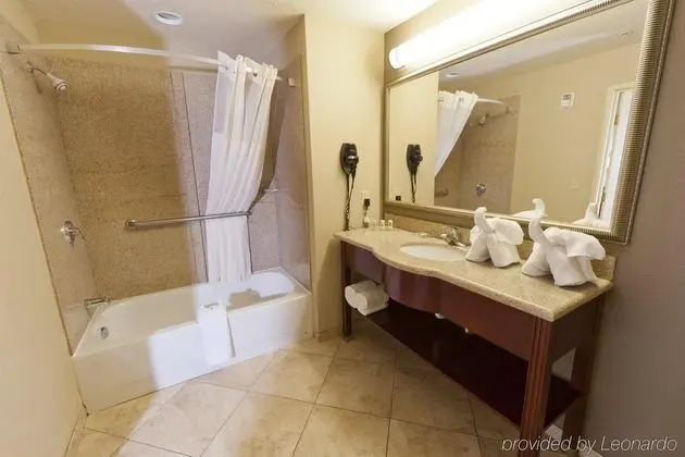 Country Inn & Suites by Radisson, Tampa East, FL