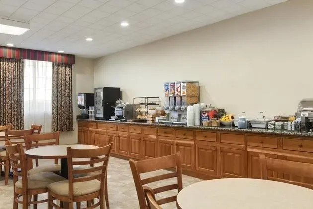 Country Inn & Suites San Jose International aerpor