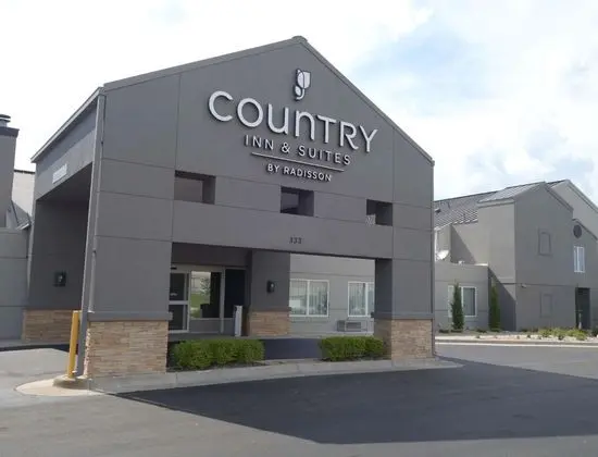 COUNTRY INN & SUITES WICHITA EAST