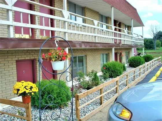 Country Meadow inn - Dış Mekanlar