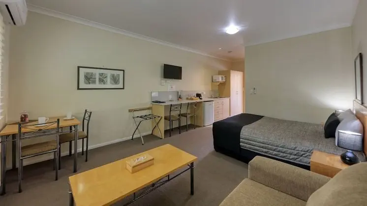 Country Roads Motor Inn Goondiwindi - Oda