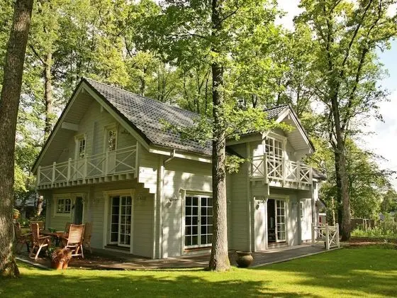 Countryside Chalet in Bomal sur Ourthe With Sauna, Balcony