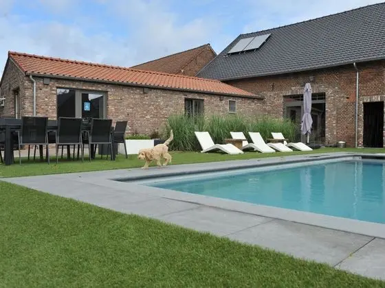Countryside Cottage in Vlaanderen With Shared Pool - Havuz