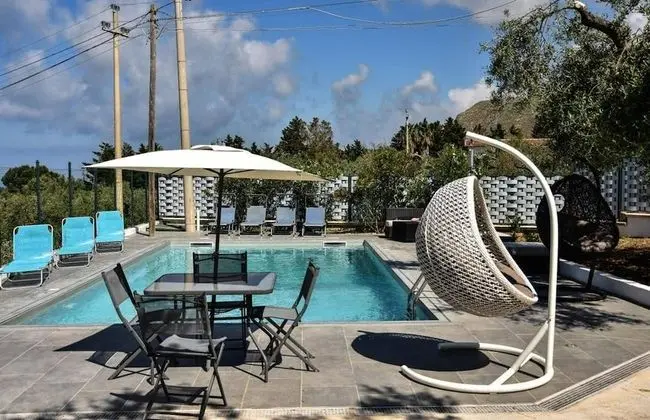 Countryside Villa With Private Pool