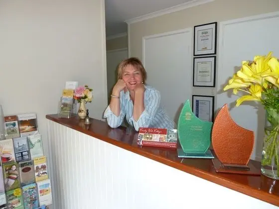 Countrywide Cottages - Lobi