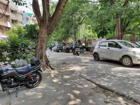 Couple Friendly Private Flat in Posh Lajpat Nagar - Dış Mekan