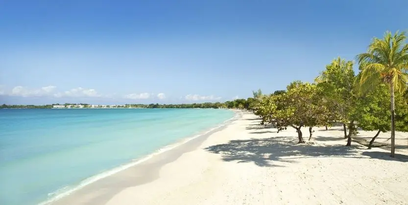 Couples Negril All Inclusive - Plaj