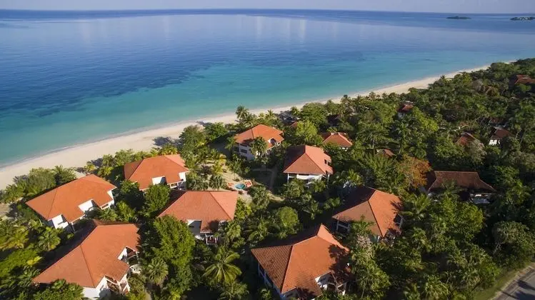 Couples Swept Away All Inclusive