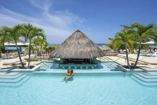 Couples Swept Away All Inclusive - Havuz