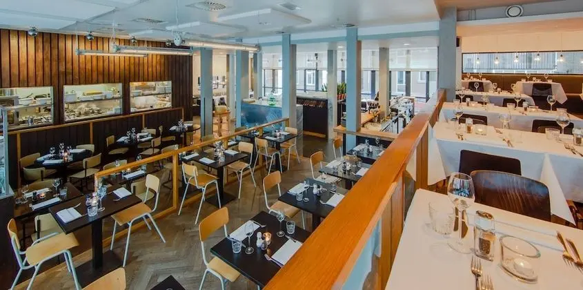 Court Hotel City Centre Utrecht - Yerinde Yemek