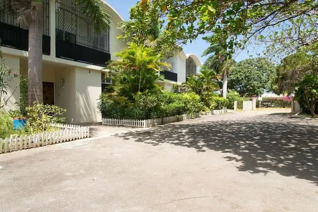 Court Manor at Montego Bay Club - Oda
