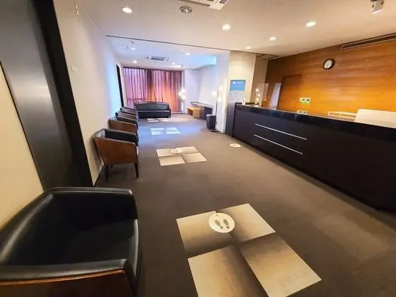 Court Tenjin