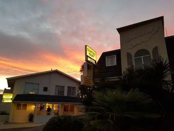 COURTESY COURT MOTEL