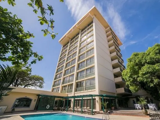 The Courtleigh Hotel and Suites - Dış Mekan