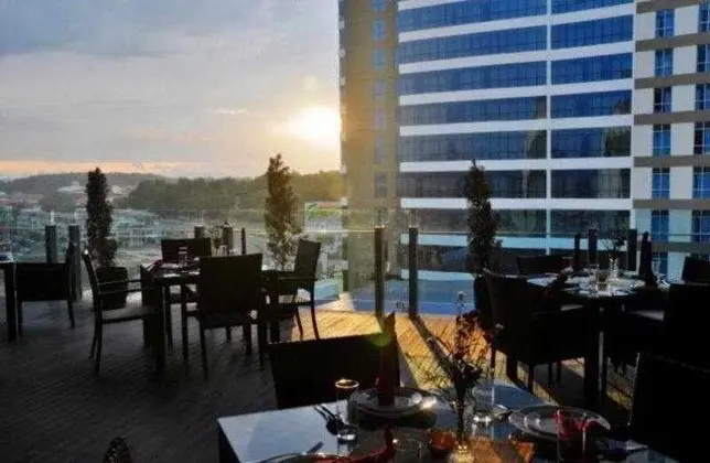 Courtyard Hotel @1Borneo