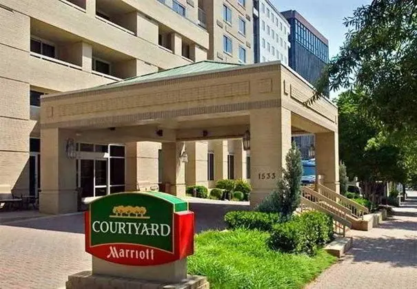 Courtyard Arlington Rosslyn