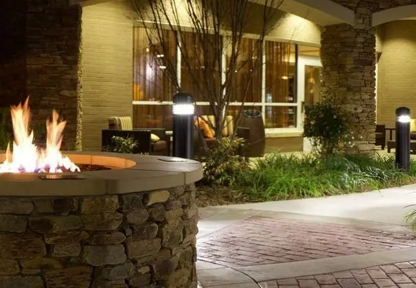 Courtyard Asheville Airport