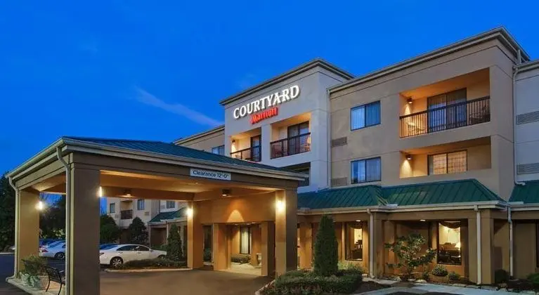 Courtyard Asheville