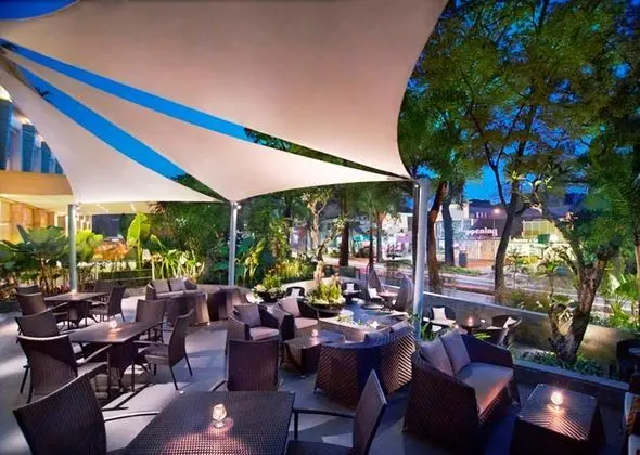 Courtyard Bandung Dago